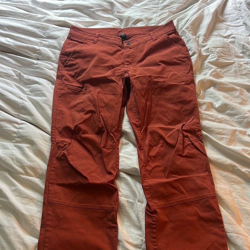 Mountain Hardware Pants